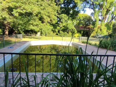 Casa en Fisherton.excelente ubicacion . terreno 3.000 mts