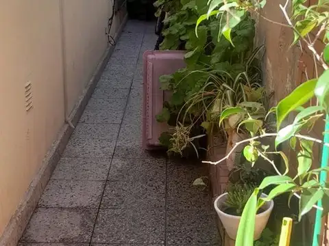 VENTA CASA CON PATIO Y TERRAZA PABLO PODESTA