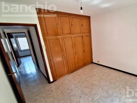 Local en Venta en Luis Agote, USD 180.000