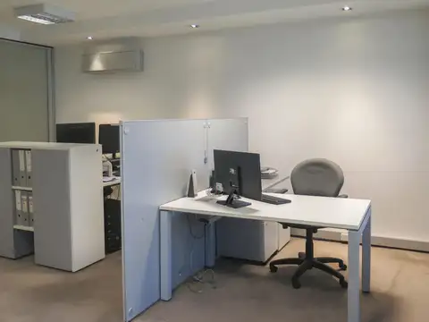 Oficina Monoambiente con 2 baños