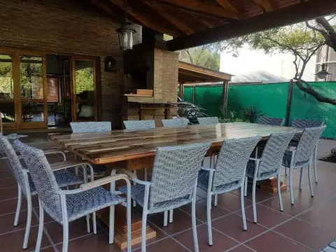 Casa en Venta de 4 dormitorios