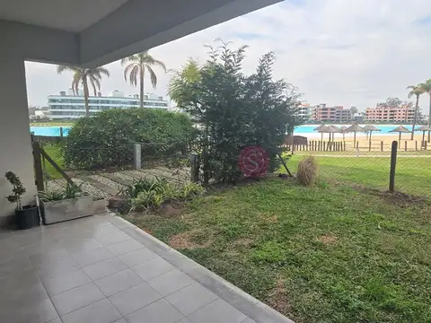 Lagoon Pilar 100