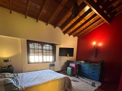 Depto Tipo Casa en Alquiler en Liniers, $ 800.000