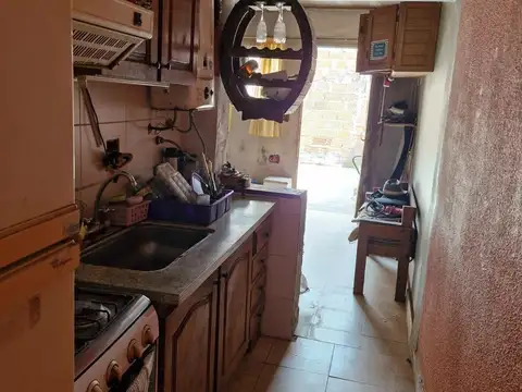 Depto Tipo Casa en Venta 40 años