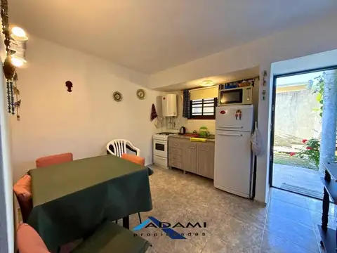Avenida 10 , Piso 1