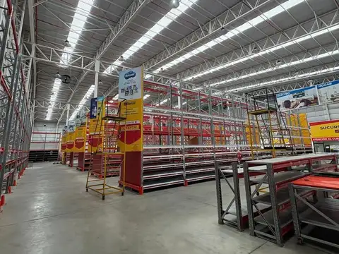 Galpon en Alquiler en Centro de Luján, USD 18.000