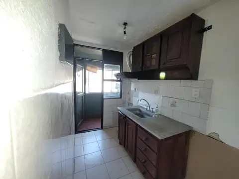 Departamento 4 ambientes con 1 baño