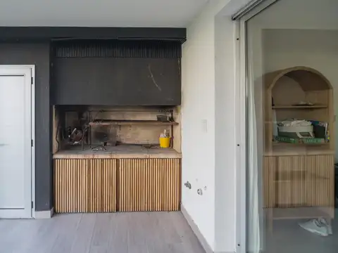 Nordelta-Casa en  Venta En Tipas de 5 ambientes