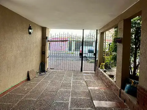 Casa en Venta en Villa Dominico, USD 117.000