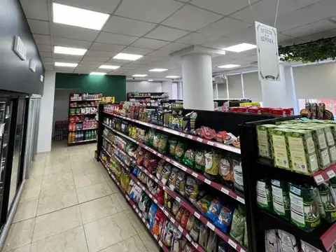 Local comercial en VENTA. Excelente ubicación.