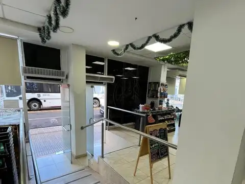 Local en Venta en Posadas, USD 430.000