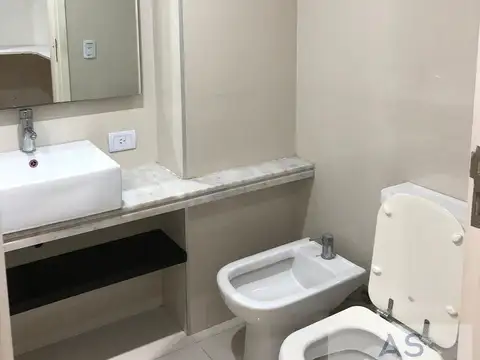 Departamento en Alquiler con 1 cocheras