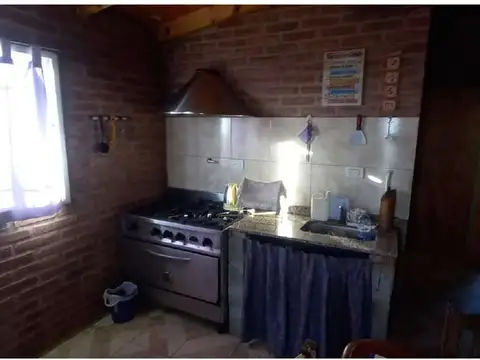 Casa 2 ambientes con 1 baño