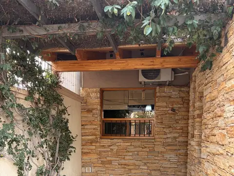 VENDO CASA  SAN RAFAEL MENDOZA