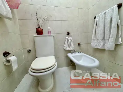 Depto Tipo Casa en Venta 40 años