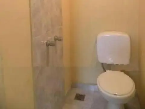 Depto Tipo Casa en Venta 90 años