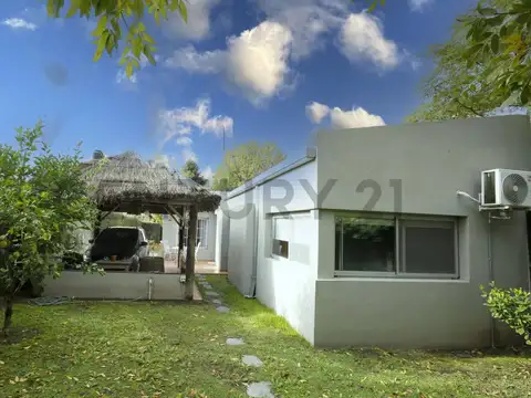 Casa 4 ambientes con 1 baño