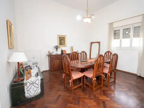 Depto Tipo Casa en Venta 45 años