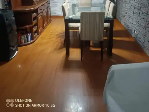 SE VENDE DPTO 4 AMBIENTES EN BARRIO PIEDRABUENA