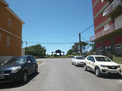 calle 19 100, Piso 5