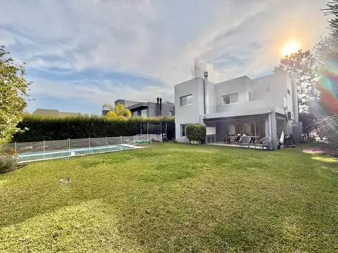 Casa  en Alquiler en Los Alisos, Nordelta, Tigre
