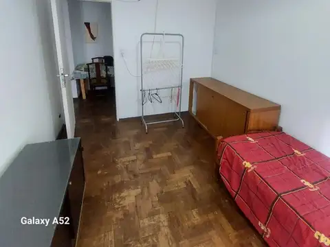 TRIBUNALES - VENTA MONTEVIDEO 764 - 2 AMB AMPLIOS 42m2 - U$S85.000.-