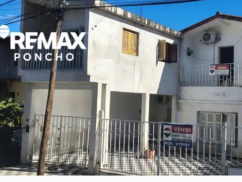 SE VENDE CASA + DEPARTAMENTO A 200M DE AV. GÜEMES