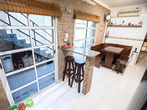 Depto Tipo Casa en Venta 45 años