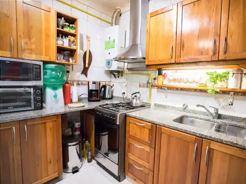 Depto Tipo Casa 5 ambientes con 2 baños