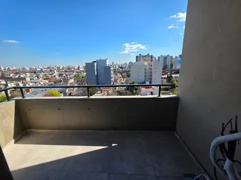 AV. ASAMBLEA 1600, ALQUILER SEMI-PISO DE TRES AMBIENTES EN CABALLITO