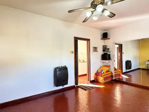Depto Tipo Casa 3 ambientes con 1 baño