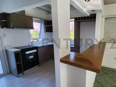 Casa en Alquiler de 3 dormitorios