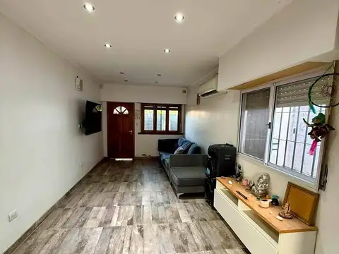 CASA IDEAL PARA DOS FAMILIAS, HERMOSO PATIO