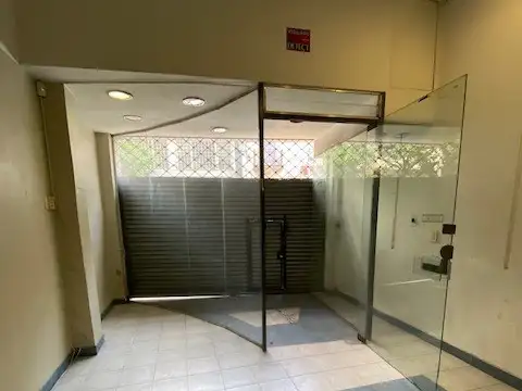 Local en Venta en Balvanera, USD 365.000