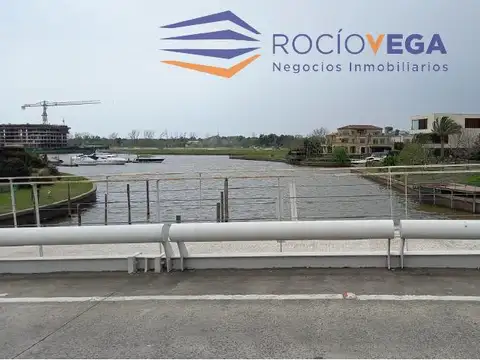 Venta de lote en Barrio Náutico Yacht, Nordelta
