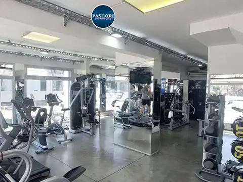 Local en Venta en Olivos, USD 342.000