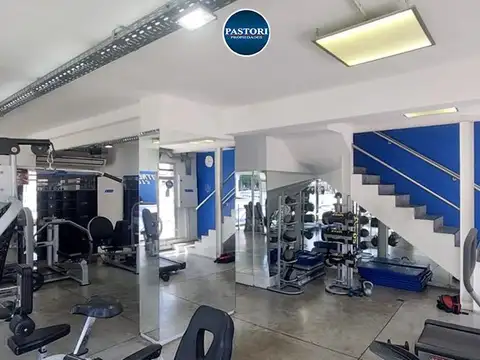 VENTYA DE LOCAL EN OLIVOS