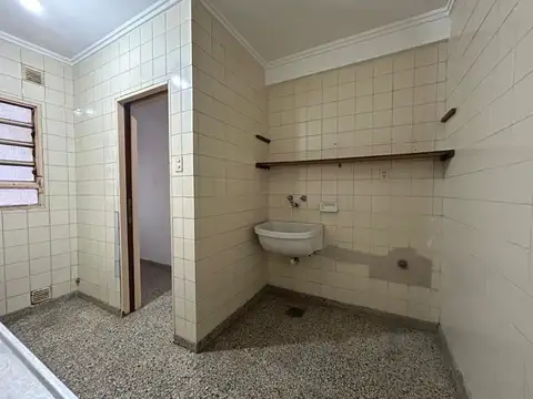 Departamento en Venta con 3 cocheras