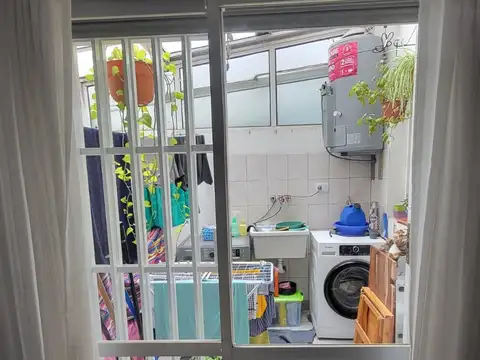 Depto Tipo Casa en Venta 40 años