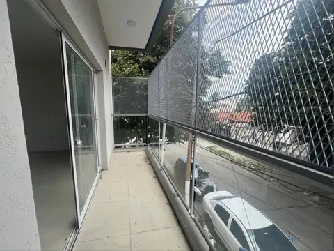 Departamento en Alquiler en Martín Coronado, $ 650.000