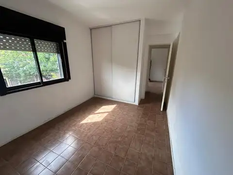 VENTA DEPARTAMENTO 4 AMBIENTES CON COCHERA EN CIUDADELA