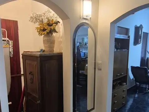 Depto Tipo Casa en Venta con 1 cocheras