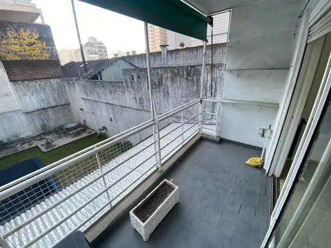 Serrano 300, Piso 1