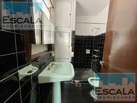 Casa 2 ambientes con 1 baño