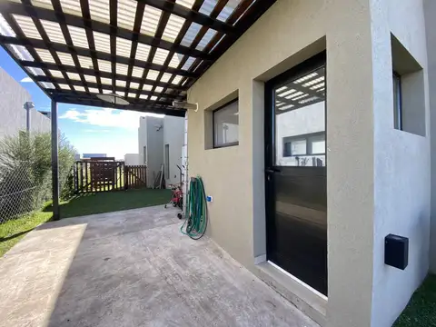 Casa en Alquiler de 3 dormitorios