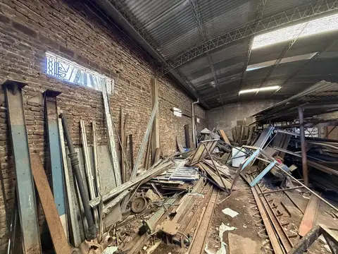 Galpon en Venta 10  mts Fondo