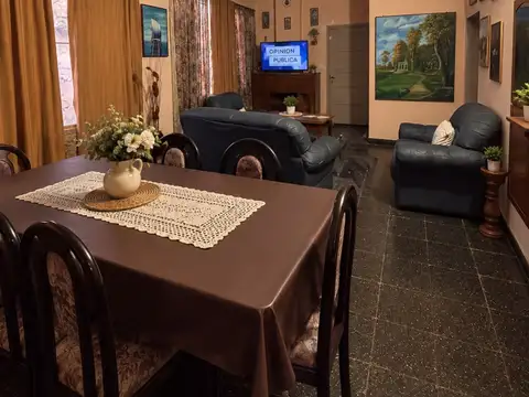 CASA EN VENTA 2 DORMITORIOS LA FLORIDA