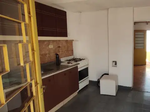 Depto Tipo Casa en Alquiler de 2 ambientes
