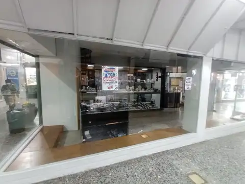Local en Alquiler en Liniers, $ 1.500.000