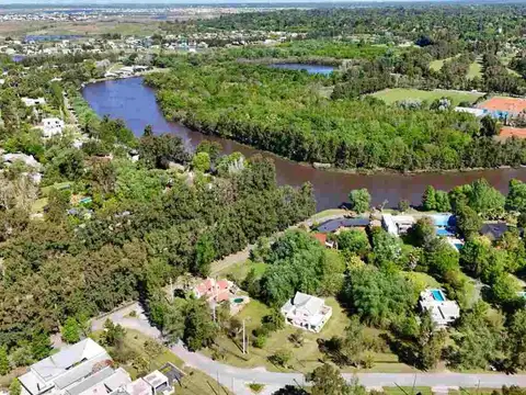 Terreno en Venta en Barrio Cube, USD 43.000